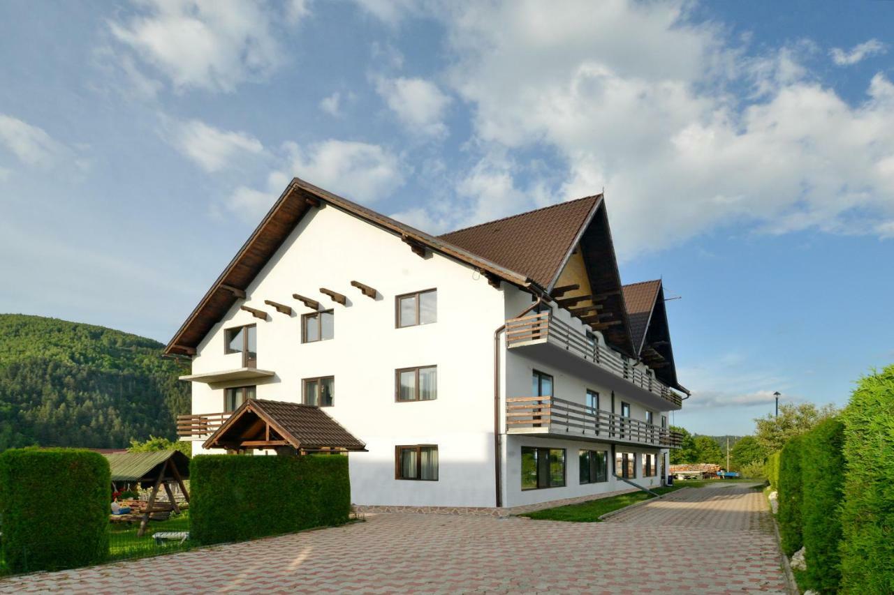 Vila Mogan Hotel Moieciu de Jos Exterior foto